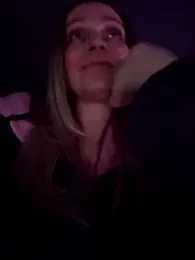 Bondgirl_013 webcam model stream image