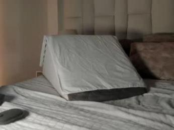 sweett_candy2 webcam chaturbate model stream image