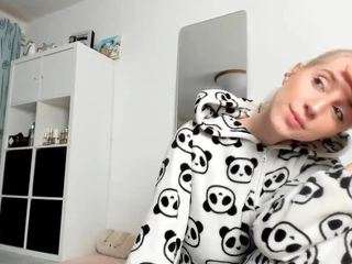 kenziedawton webcam model stream image