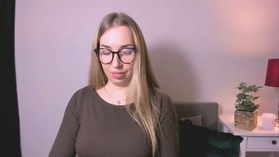 AriaSexually webcam cam4 model stream image