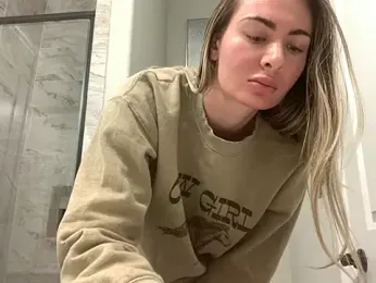 Alyssa_rhoades webcam model stream image