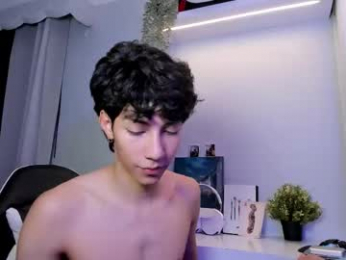 philipe_moonlight_ webcam model stream image