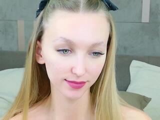 Kelly Bradford webcam model stream image