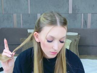 Kelly Bradford webcam model stream image