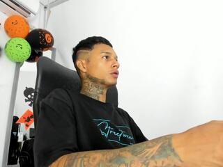 Alexx Bloom webcam model stream image