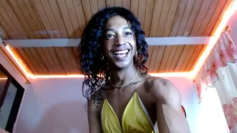 Maidi_ webcam model stream image