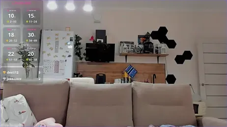 Girl_alone_home webcam model stream image