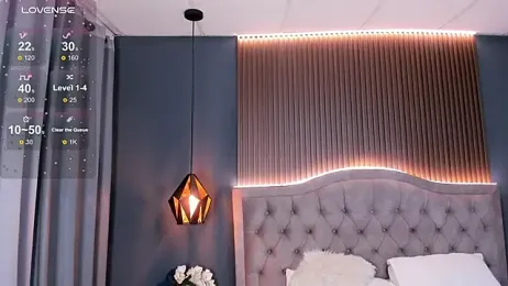 Maxii18_ webcam model stream image