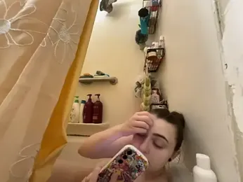 Snowbunnycake_131 webcam stripchat model stream image