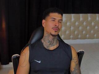 Jiro Kenji webcam model stream image