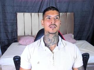 Jiro Kenji webcam flirt4free model stream image