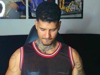 Jiro Kenji webcam model stream image