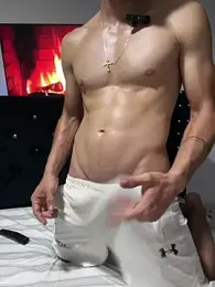 GoldenNights30 webcam model stream image