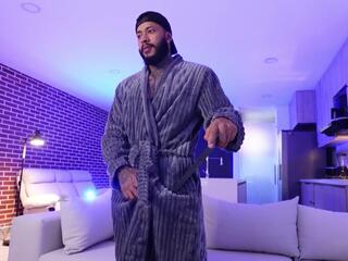 Blaze B webcam model stream image