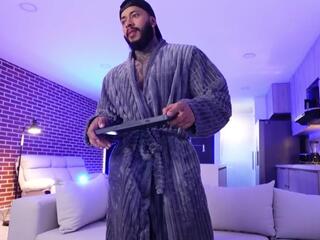 Blaze B webcam model stream image