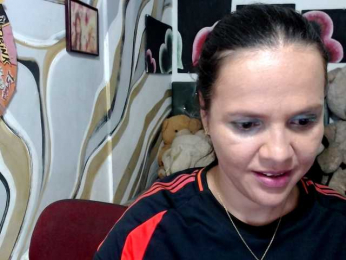 Manazahot99 webcam model stream image