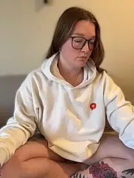 PussiesnCream_ webcam model stream image