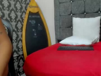 little_sugar19 webcam model stream image