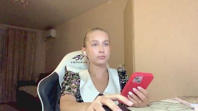 LynseyPake webcam cam4 model stream image