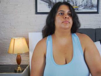 IslaCreed webcam bongacams model stream image