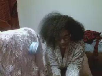 RDENLACASA webcam model stream image