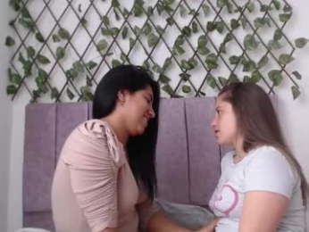 afroditawhispers webcam model stream image