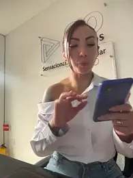 Sarahlove_90 webcam stripchat model stream image