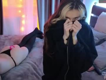 tianaandmolly webcam model stream image