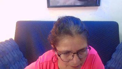 Linda_banks_ webcam cam4 model stream image