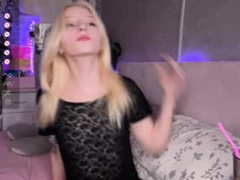 leanchika webcam model stream image