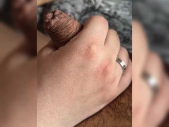 artematza webcam model stream image