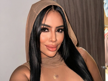 Anny webcam model stream image