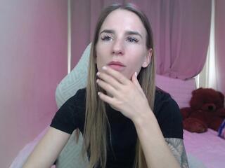 Dream Leila webcam model stream image