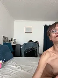 Chris06d22@xh webcam model stream image