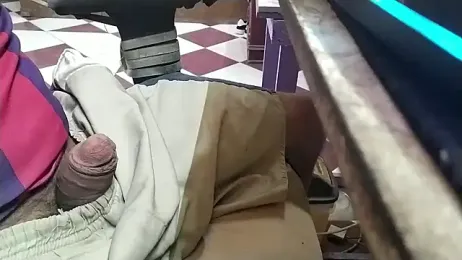 growing20yo webcam stripchat model stream image