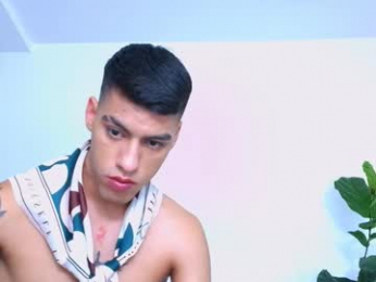 russell_adams_ webcam model stream image