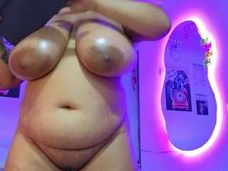 angiie-bigboobs webcam model stream image