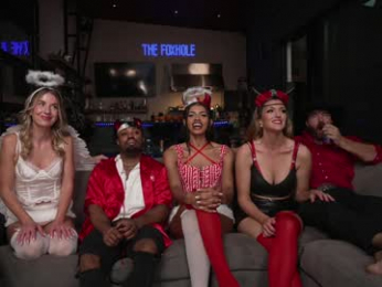 blondefoxsilverfox webcam model stream image