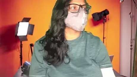 Hansika190 webcam model stream image