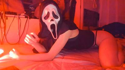 SilentSceamsVan webcam model stream image