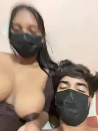 Yourbabyy699 webcam model stream image