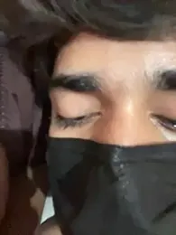 Yourbabyy699 webcam model stream image