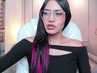 azurakindong webcam model stream image