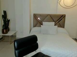 sunnyrivers webcam model stream image