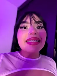 lucialauper_ webcam model stream image