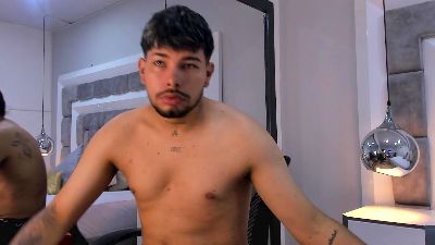LiamSaenz webcam model stream image