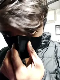 male_hub webcam model stream image