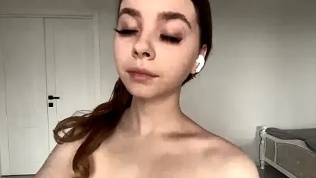 EhtelBiondi webcam model stream image