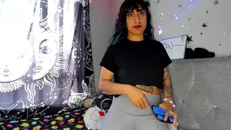 puepleholly webcam model stream image