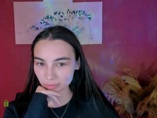 kira-light1 webcam model stream image